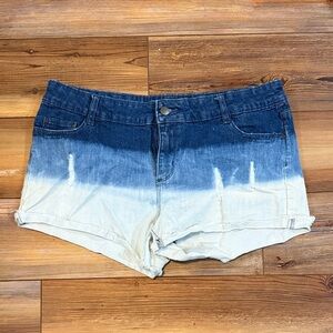 Women’s Lascana for Venus Stylish Blue and Cream Ombre Jean Shorts Size L